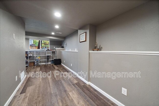 Building Photo - 7291 Palisade Dr