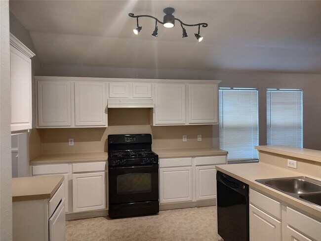 Building Photo - 12618 Roxdale Ridge Dr