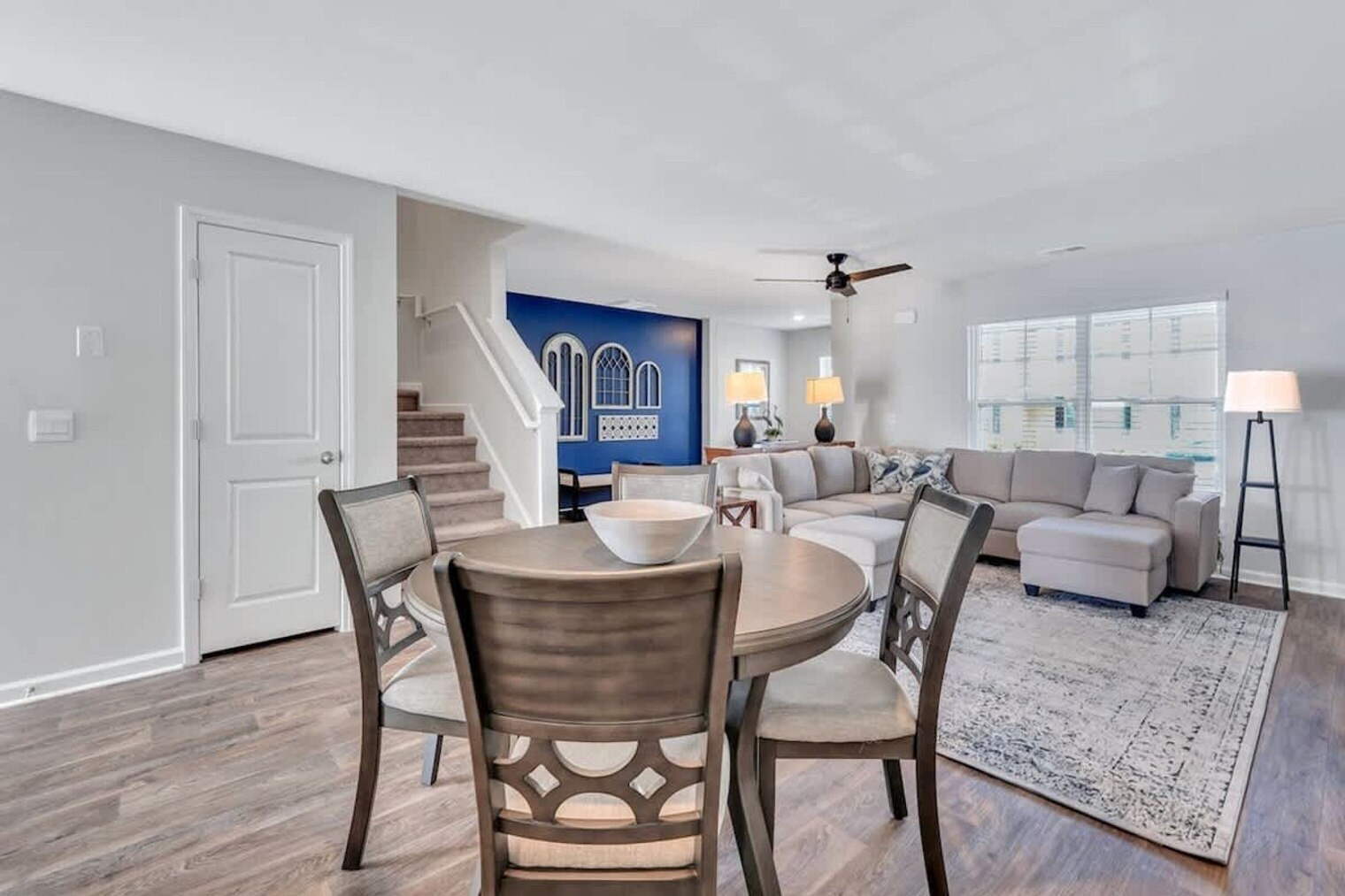 Building Photo - 321 Dogwood Cir