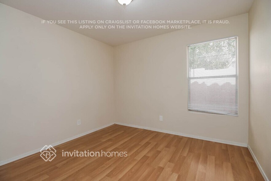 Building Photo - 11311 W Alice Ave