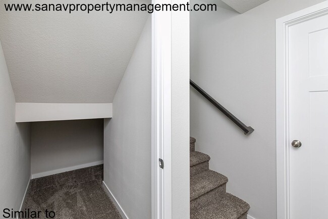 Building Photo - Unbeatable Deal! Gorgeous 3-Bed, 2.5-Bath Ranch Home in Bondurant – Just $1850/Month!