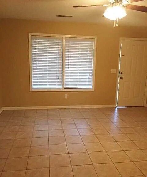 Building Photo - 107 Westpointe Ct