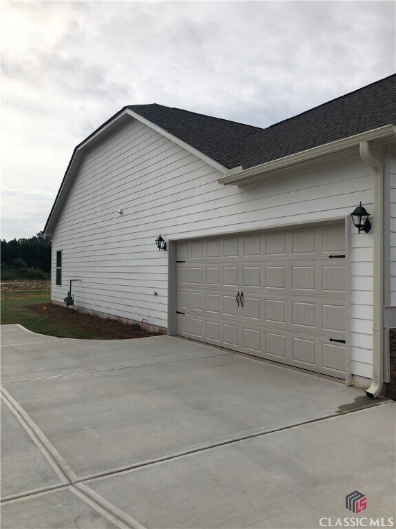 Building Photo - 1109 Day Dr