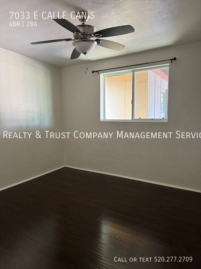 Building Photo - 7033 E Calle Canis