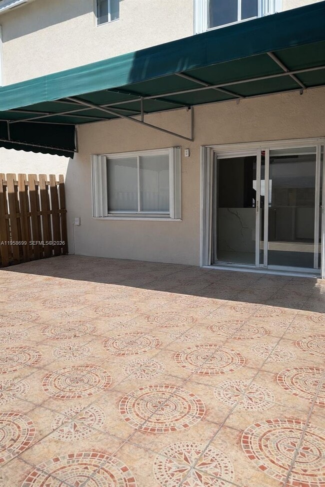 Building Photo - 14042 SW 178th St