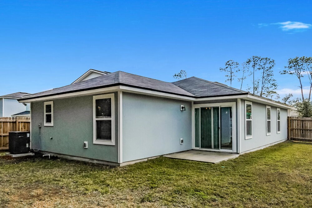 Building Photo - 8403 Thor St