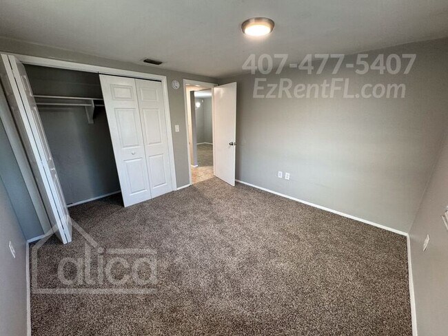 Building Photo - 5631 Canosa Dr
