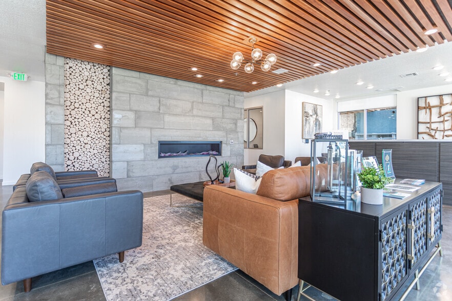 Lobby - Vida at Daybreak Phase 1