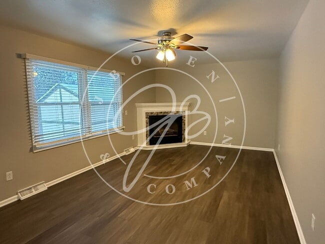 Building Photo - "Charming 3-Bedroom Perrysburg Home with 3 Baths and a Finished Basement!"