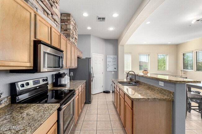 Building Photo - 42424 N Gavilan Peak Pkwy