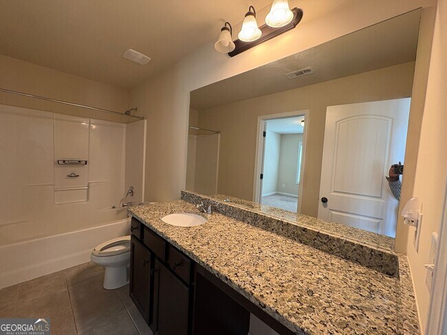Building Photo - 4187 Water Mill Dr