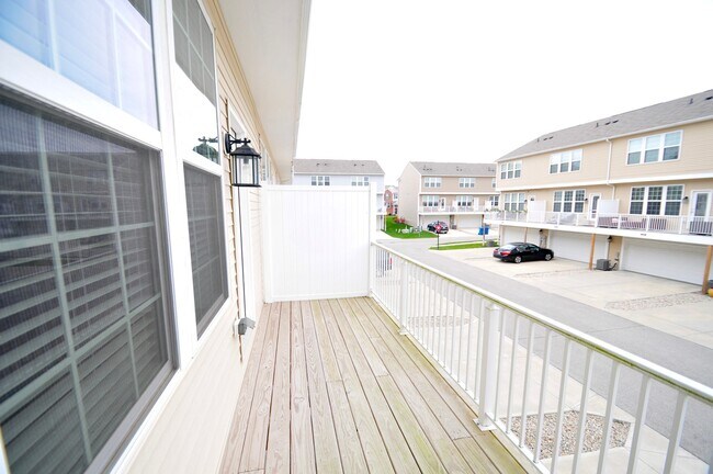 Building Photo - 13969 Wimbleton Wy