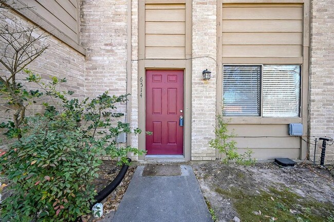 Building Photo - 6514 Kentwick Dr