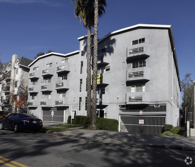 14309-14311 Sylvan Street - 14309-14311 Sylvan St