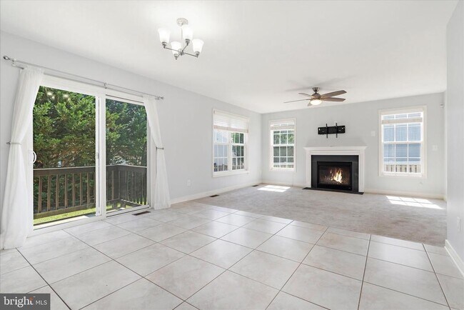 Building Photo - 132A Pineview Ave