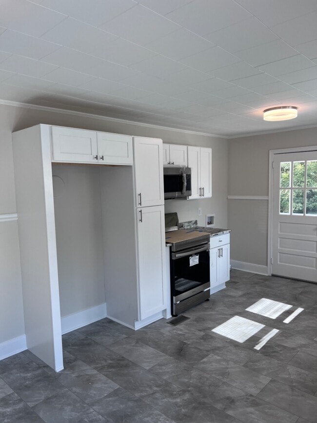 Building Photo - 486 Hope St