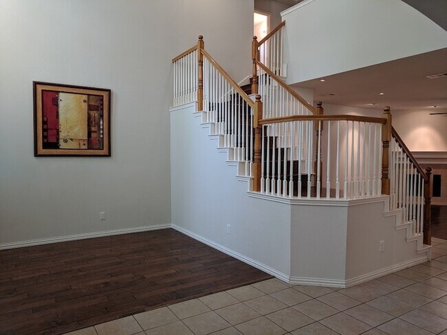 Building Photo - Charming 4 beds 3 baths in Frisco