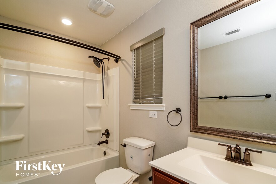 Building Photo - 3931 Gentle Mdw