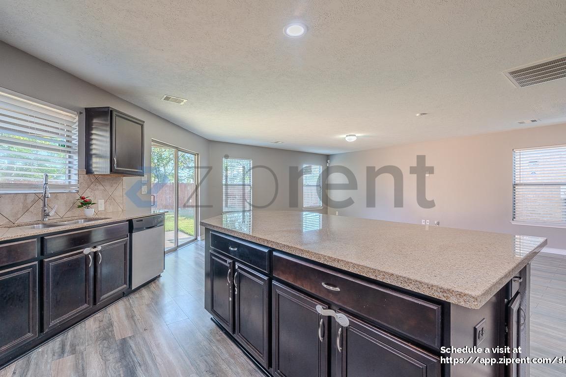 Building Photo - 7610 Connemara Dr