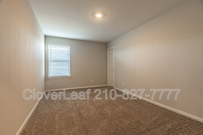 Building Photo - 9207 Nubuck Br