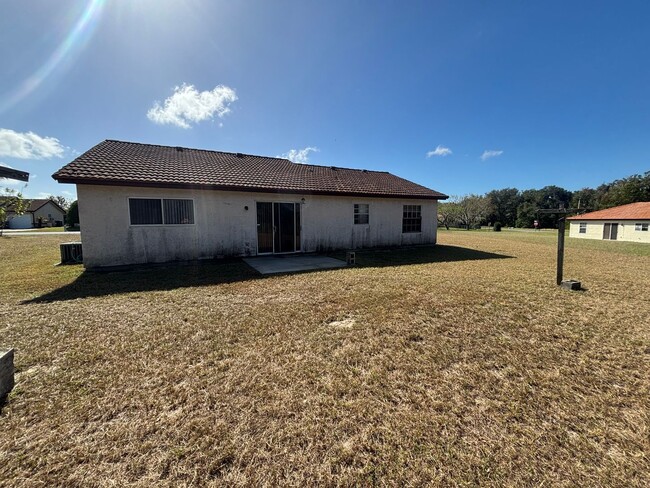 Primary Photo - Beautifully Renovated 3/2 Home.