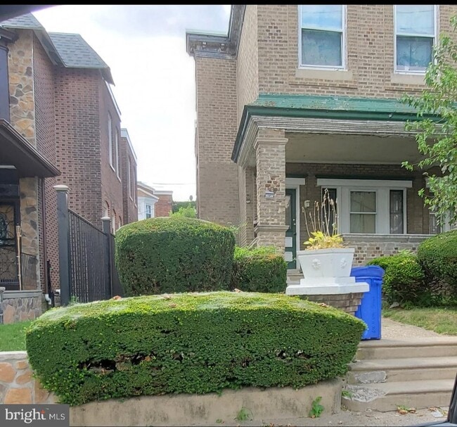 Building Photo - 606 N 64th St