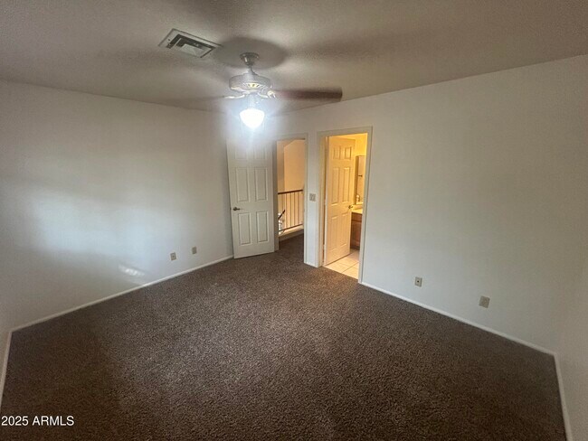 Building Photo - 15845 N 50th St