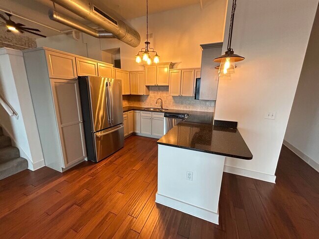 Building Photo - 505 Tennessee St