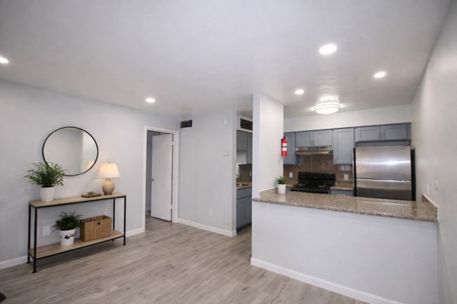 Interior Photo - The Crossings