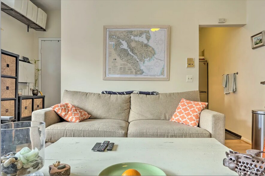 Building Photo - 101 Willow Ave