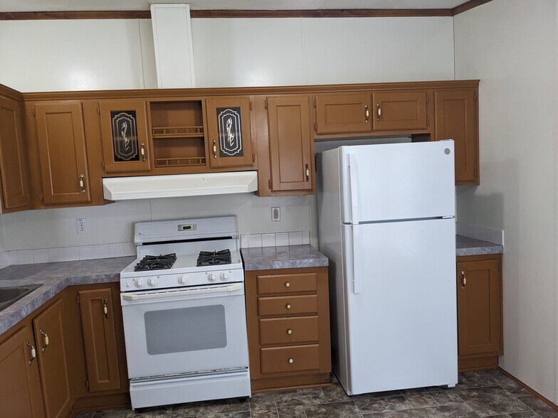 Building Photo - 2611 W Oxberry St