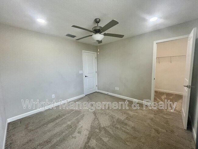 Building Photo - 25149 Lambrusco Loop