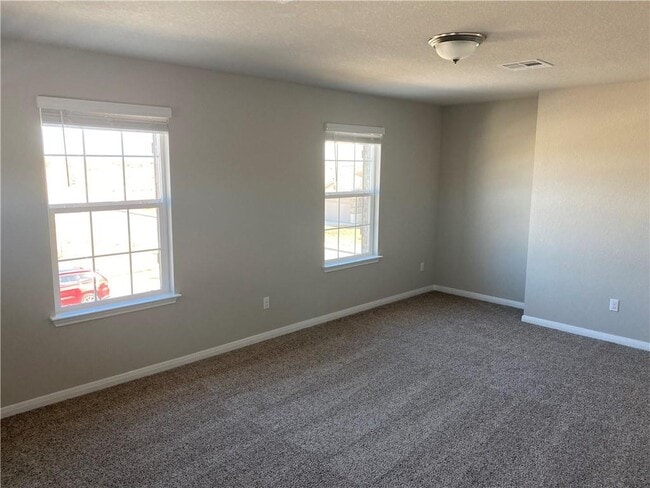 Building Photo - 138 Lullaby Dr