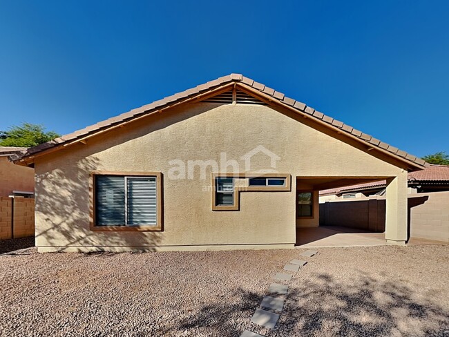 Building Photo - 2661 E Desert Rose Trail