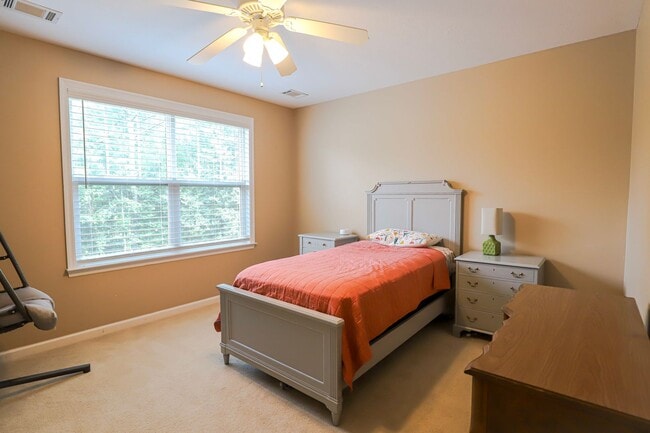 Building Photo - 919 Napiers Post Dr