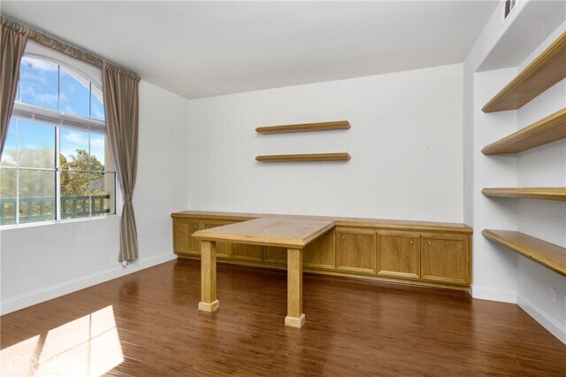 Building Photo - 11 Cipriani