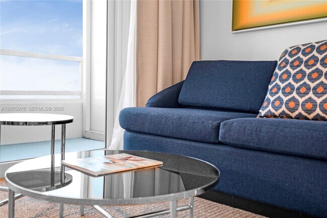 Building Photo - 4401 Collins Ave