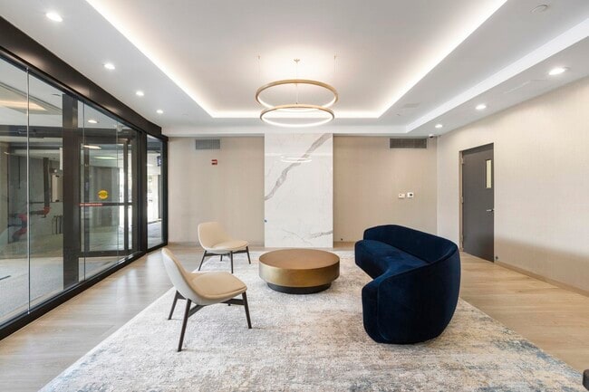 Building Photo - 700 Grove St