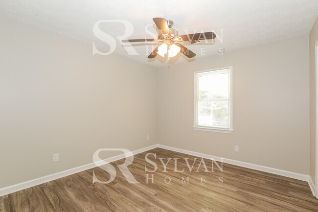 Building Photo - At Last, This Is What You Have Been Searching For!