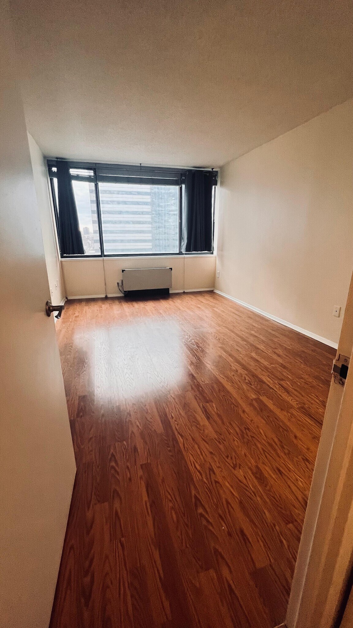 Bedroom - 45 river drive south