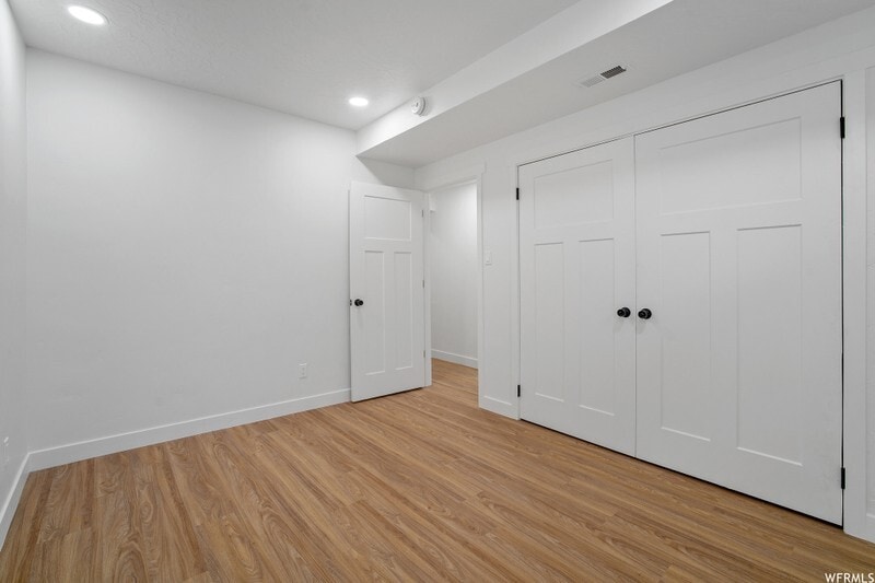 Building Photo - 5590 S Edgewood Cir