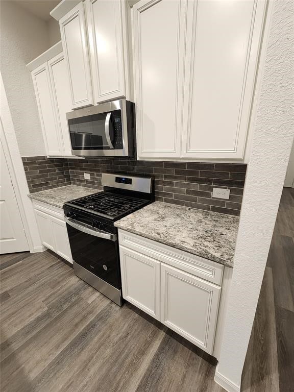 Building Photo - 1606 Happy Vly St