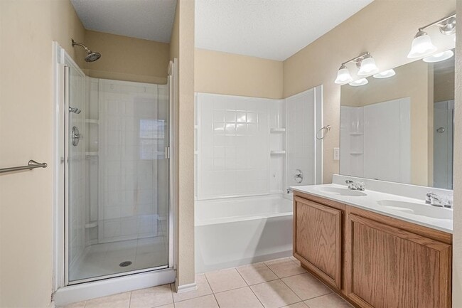 Building Photo - 3516 Clydesdale Dr