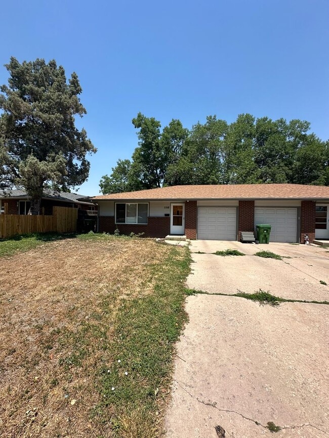 Building Photo - Charming 2 Bedroom Duplex in Ft. Collins