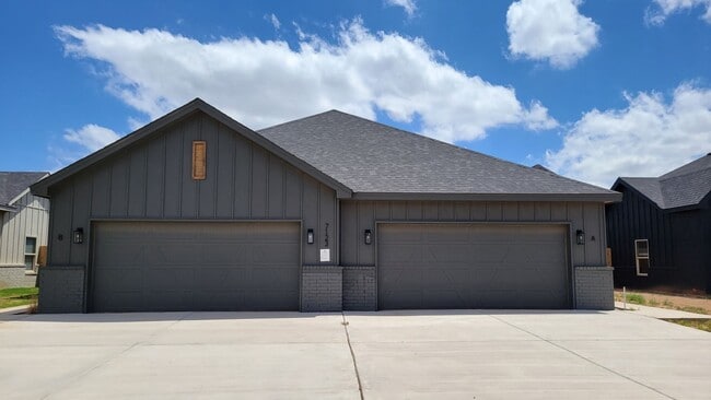 Building Photo - 7123 22nd Pl