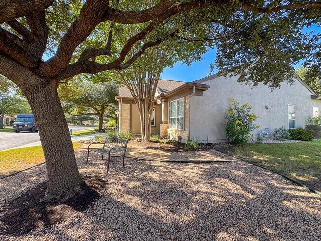 Building Photo - 100 Sunbird Ct