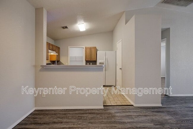 Building Photo - 15405 Acacia Rd