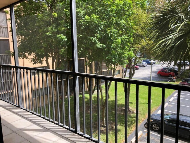 Building Photo - 8500 SW 133rd Avenue Rd