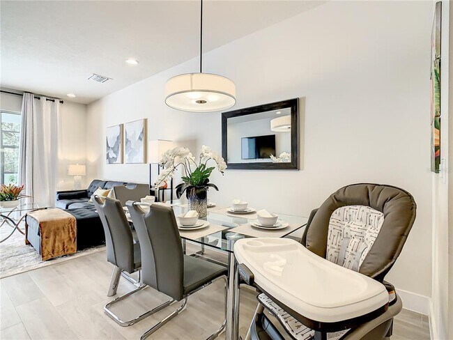 Building Photo - 17230 Blessing Dr