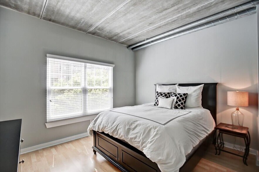 Second Bedroom - 800 Peachtree St NE